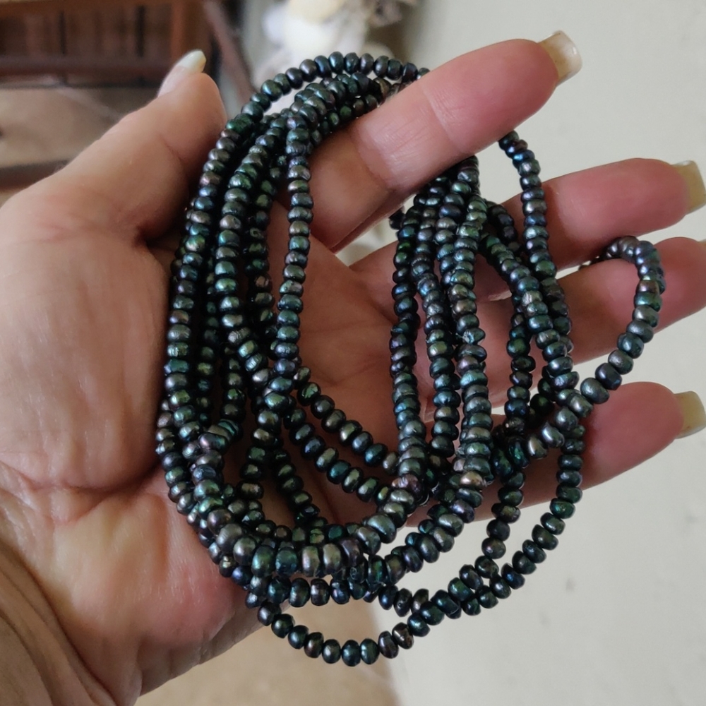 4strand peacock gray pearls.(#188)